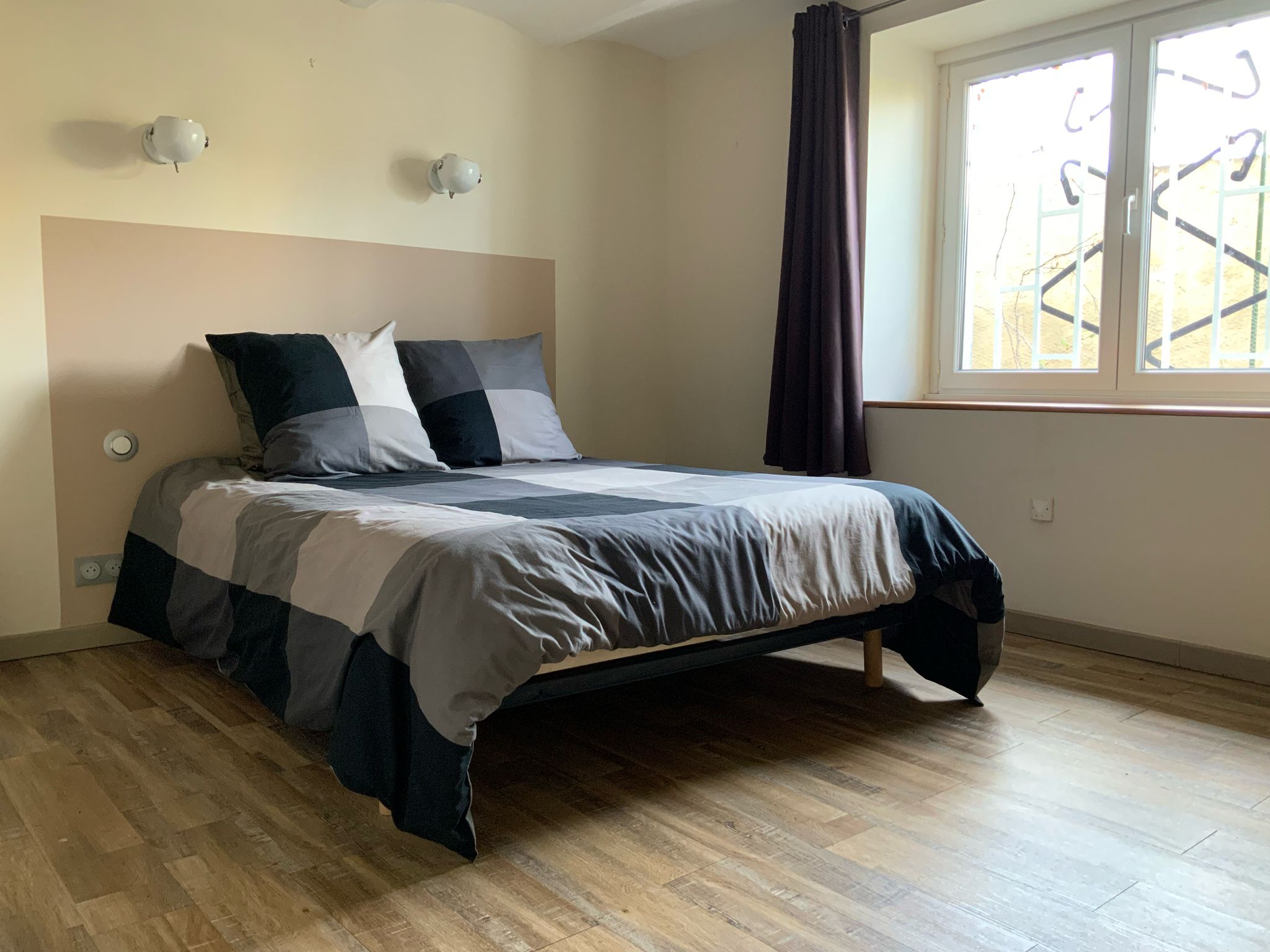 Véranda lumineuse de l'Appartement RDC